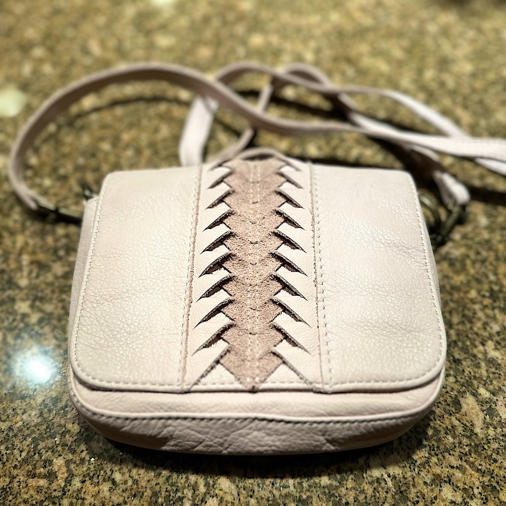 Liebeskind Berlin Crossbody Small Bag in Rose- like new